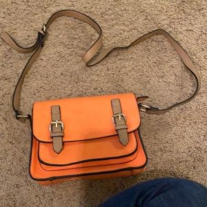 Crossbody purse in great condition